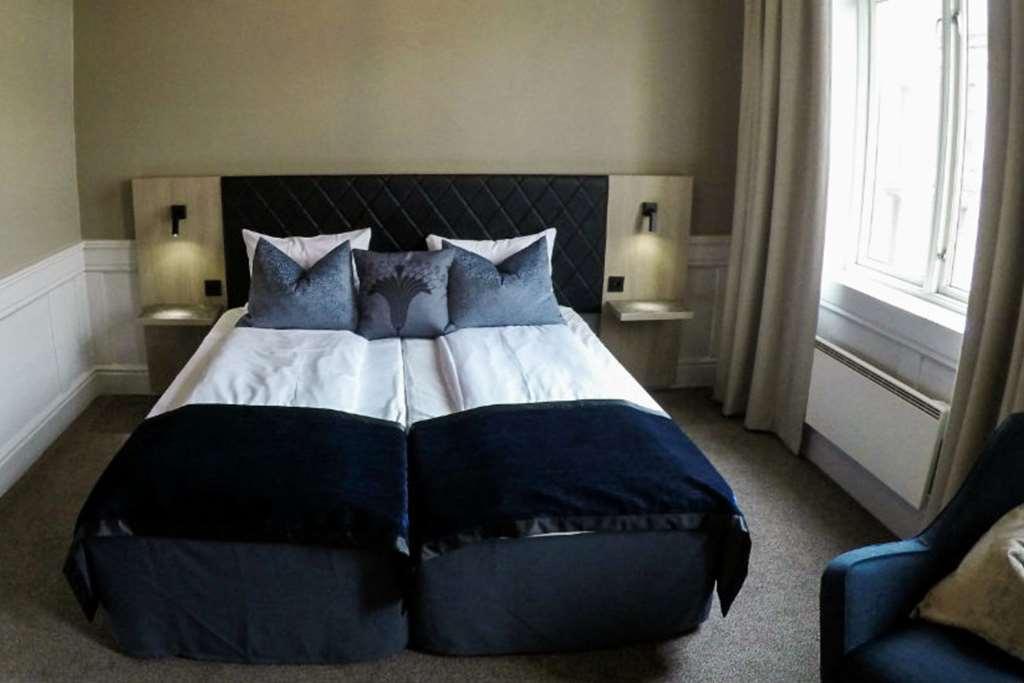 Clarion Collection Hotel Bryggen Alesund Room photo