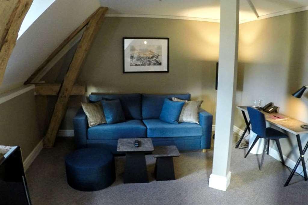 Clarion Collection Hotel Bryggen Alesund Room photo
